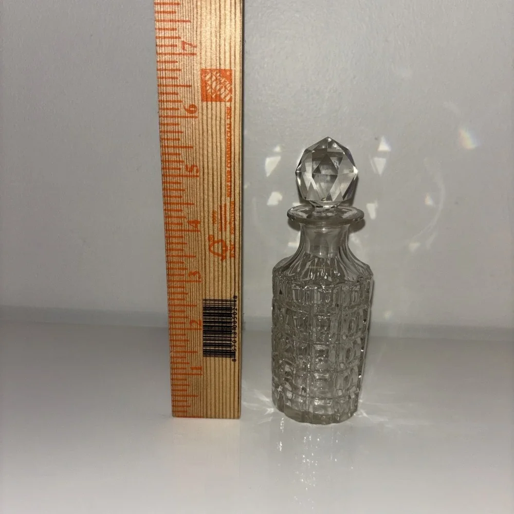 Large Cut Glass Cologne Perfume Bottle Stopper Cube Design 1940's MCM Glamour